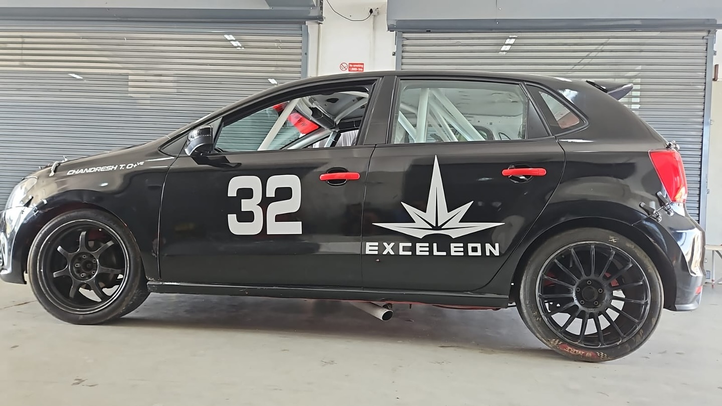 Exceleon Racing 04
